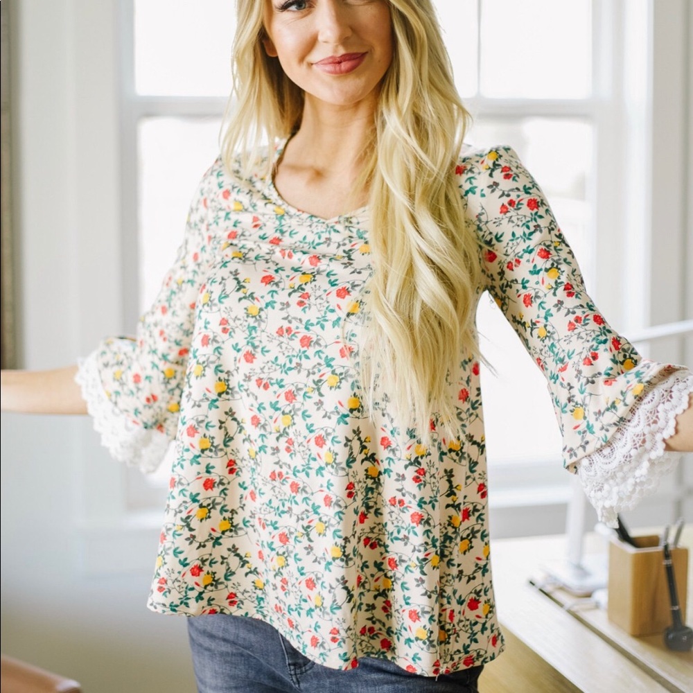 Floral bell sleeve top